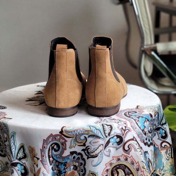 Public OpinionPublic Opinion Men's Suede Leather Chelsea Slip-On Boot size. 9M - Picture 2 of 6